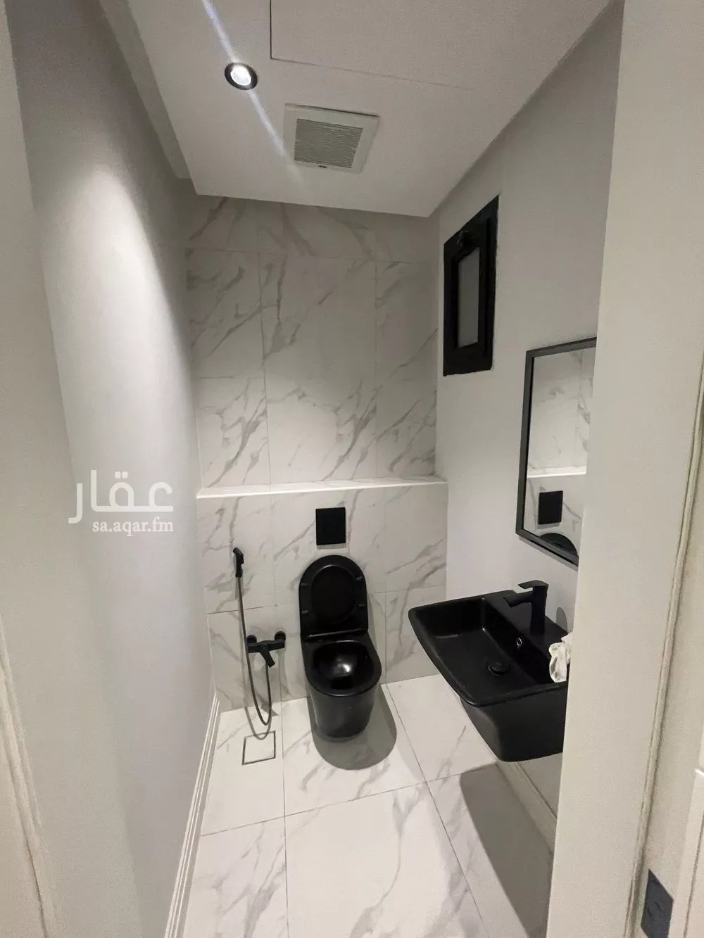 شقة 3 غرف في الملقا 3