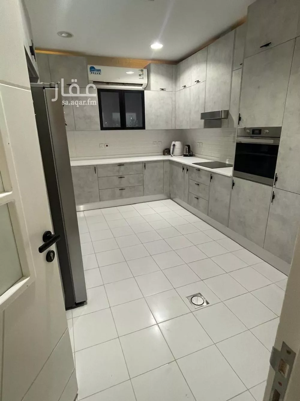 فيلا 6 غرف في طيبة 2