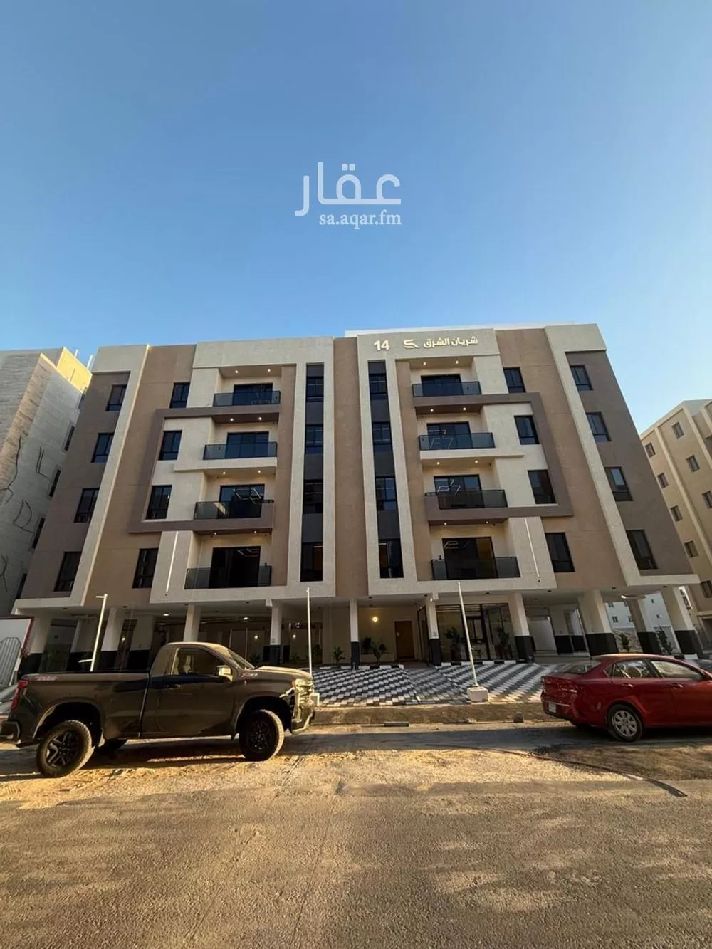 شقة 4 غرف في الحمرا 5