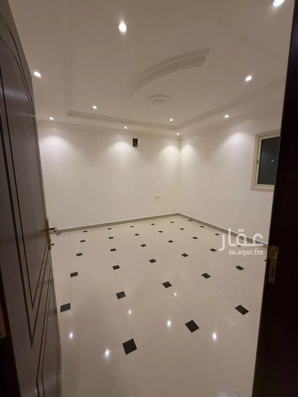 3 bedroom floor in Al Qairawan 4
