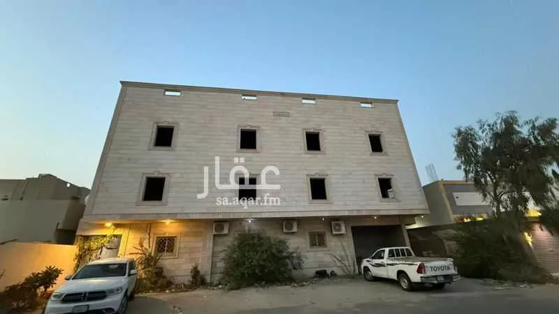عمارة 864 م² في الملك فهد 2
