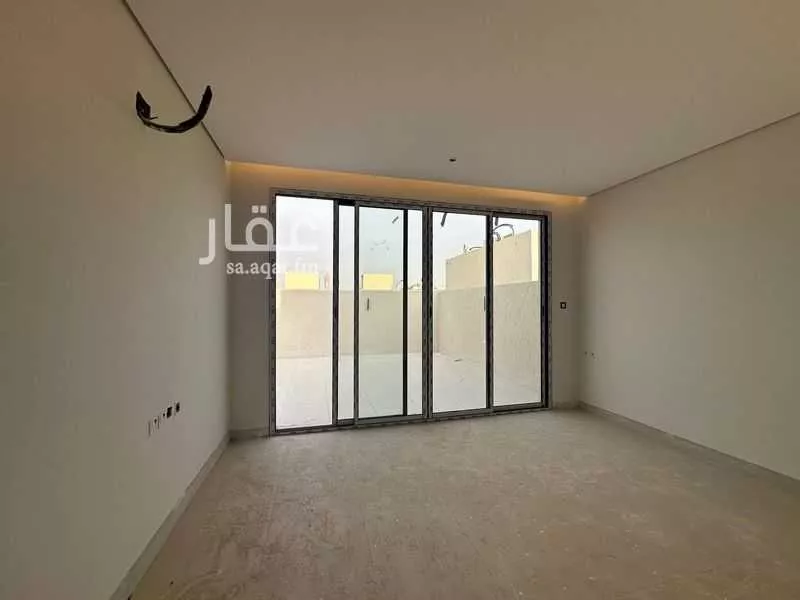 4 bedroom villa in Al Malqa, Riyadh 13