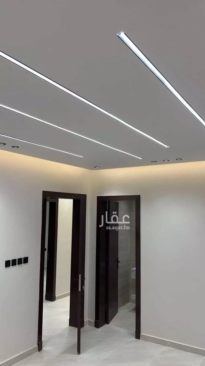 5 bedroom apartment in Al Maizilah, Riyadh 8