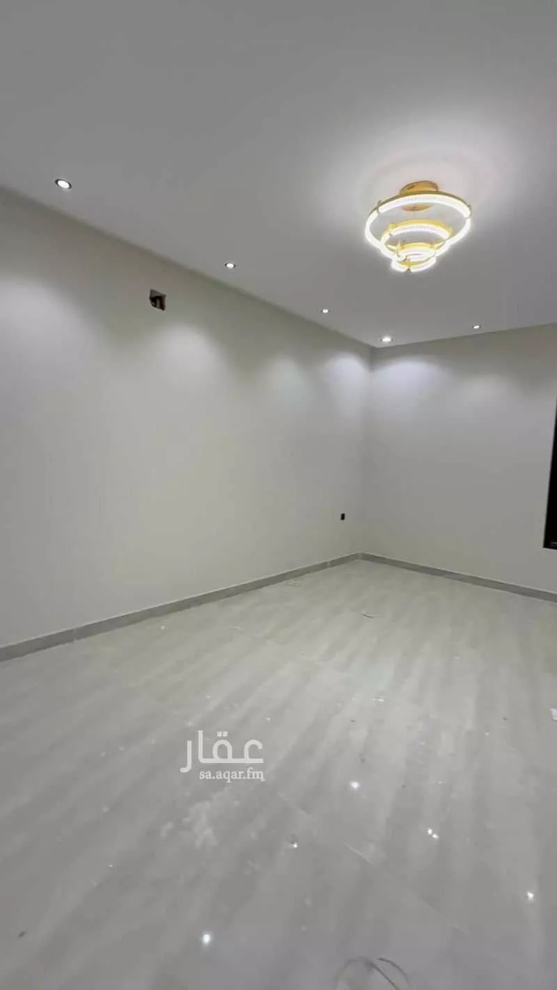 فيلا 6 غرف في طيبة 5