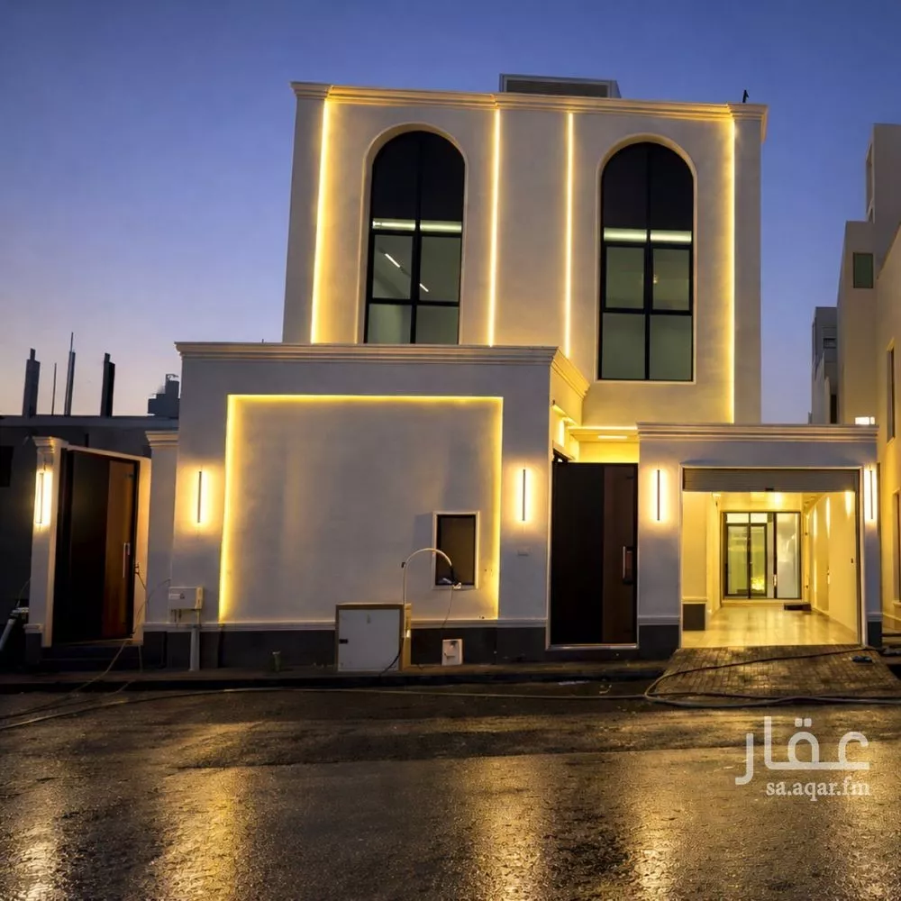 5 bedroom villa in Al Rimal 1