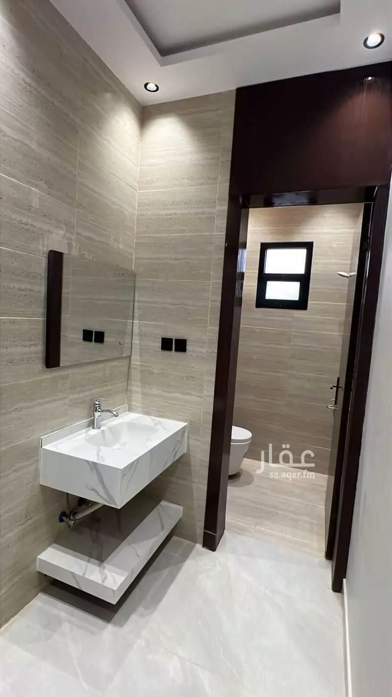 5 bedroom apartment in Al Maizilah, Riyadh 6