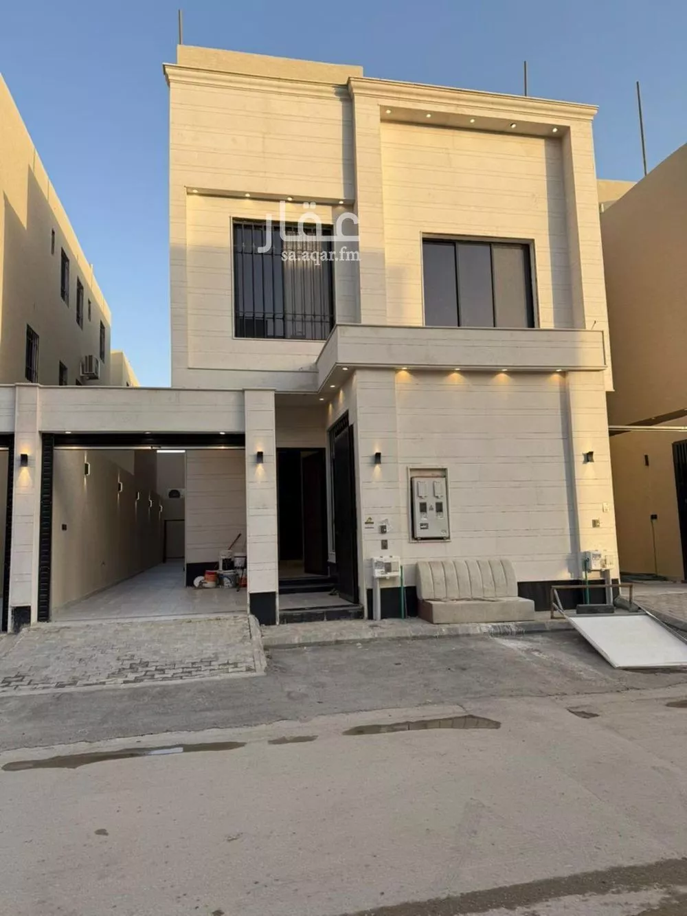 فيلا 6 غرف في النظيم 1