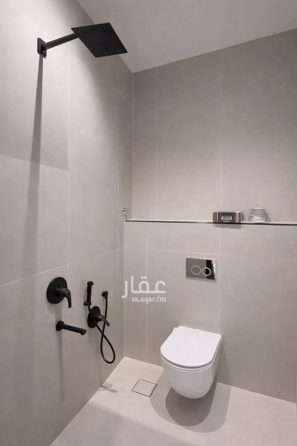 5 bedroom villa in Al Rimal 4