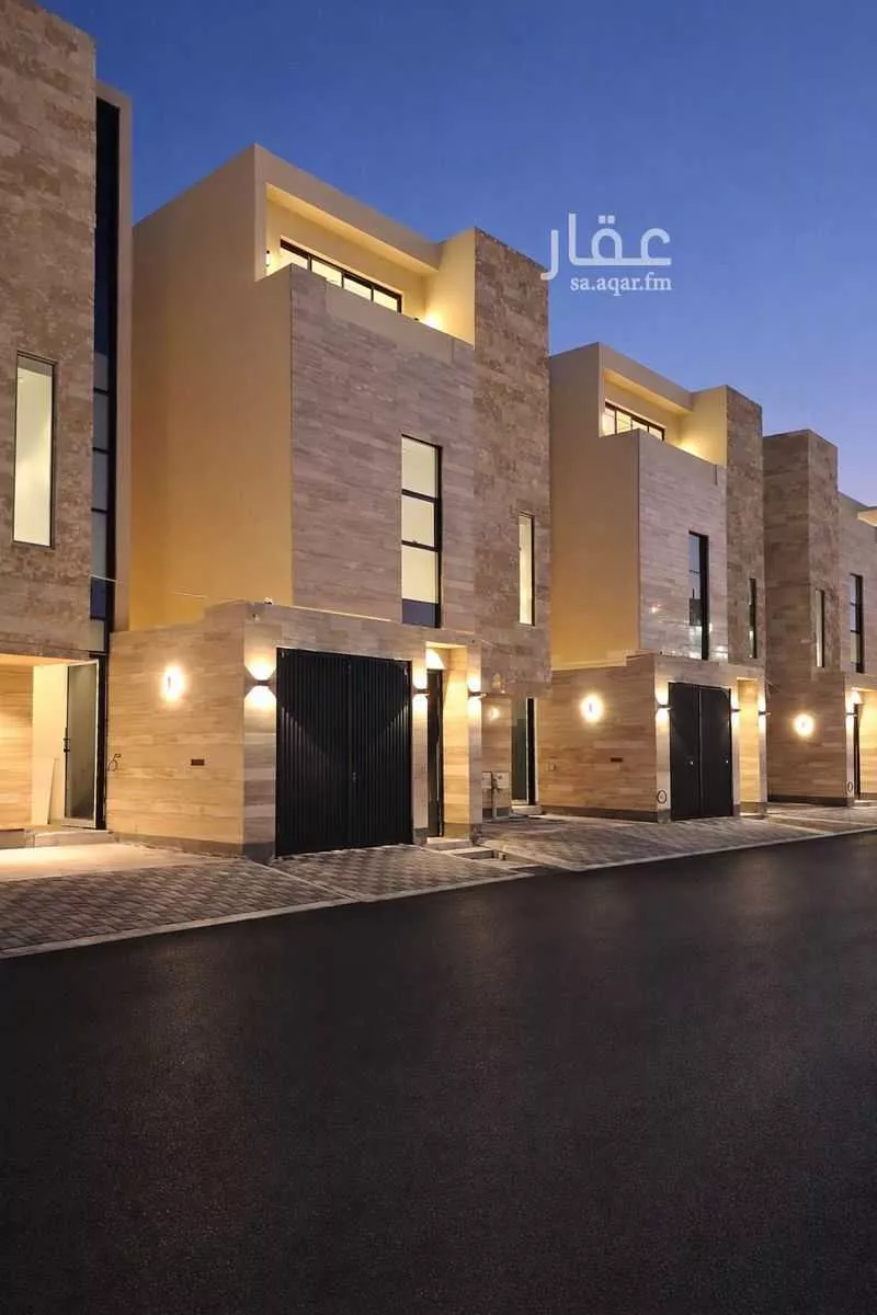 5 bedroom floor in Al Maizilah 1