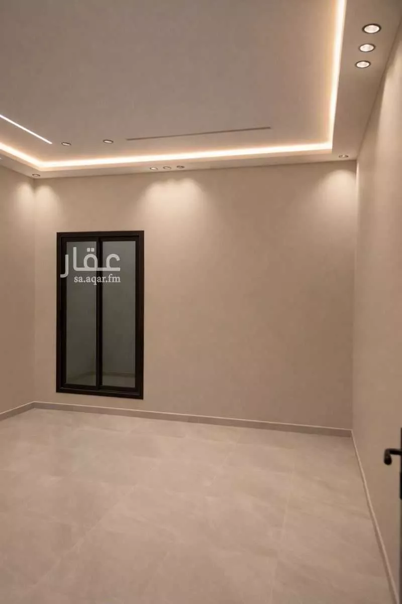 6 bedroom floor in Al Maizilah 3