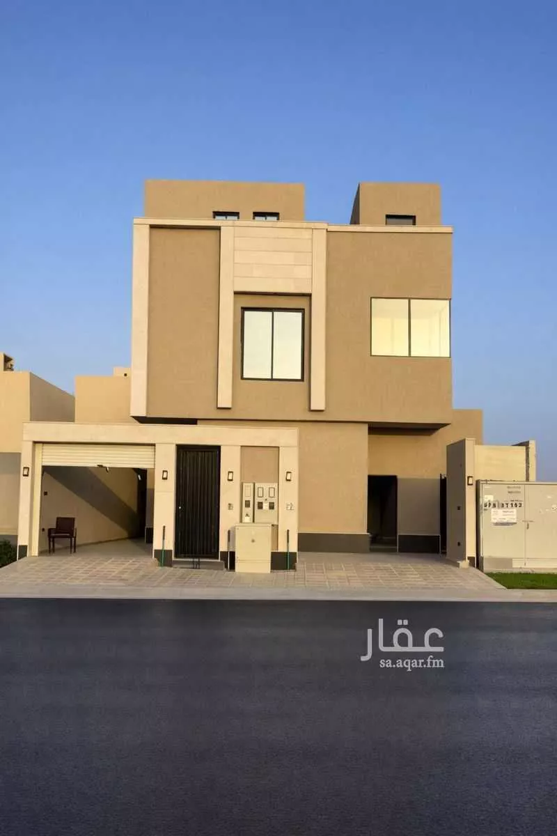 دور 6 غرف في الشرق