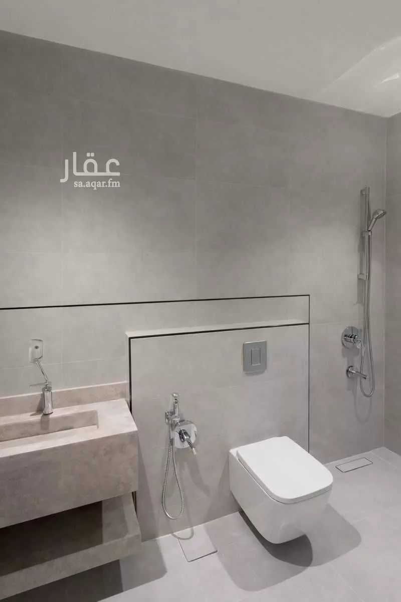 5 bedroom floor in Al Maizilah 3