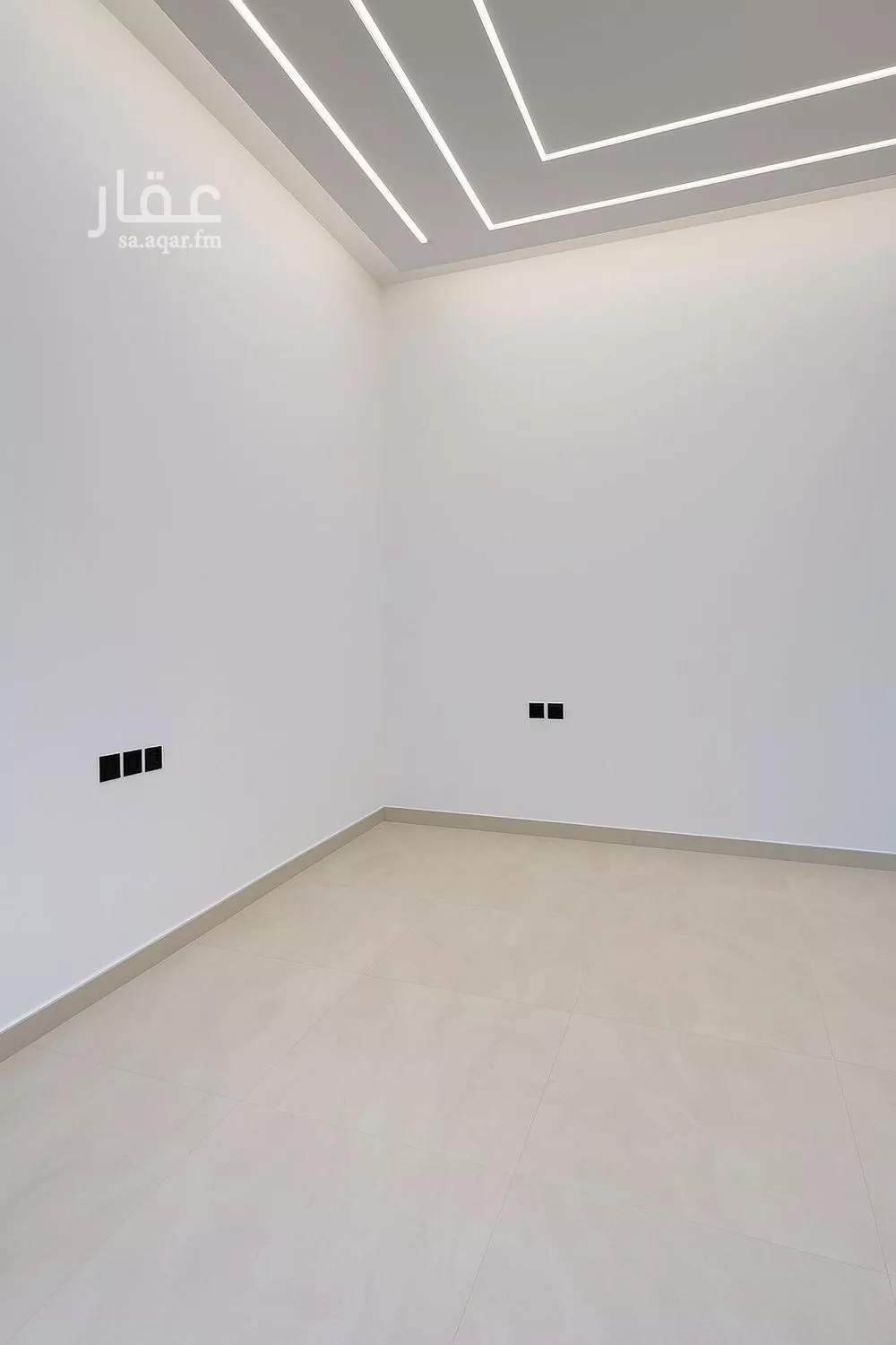 فيلا 6 غرف في الجنادرية 3