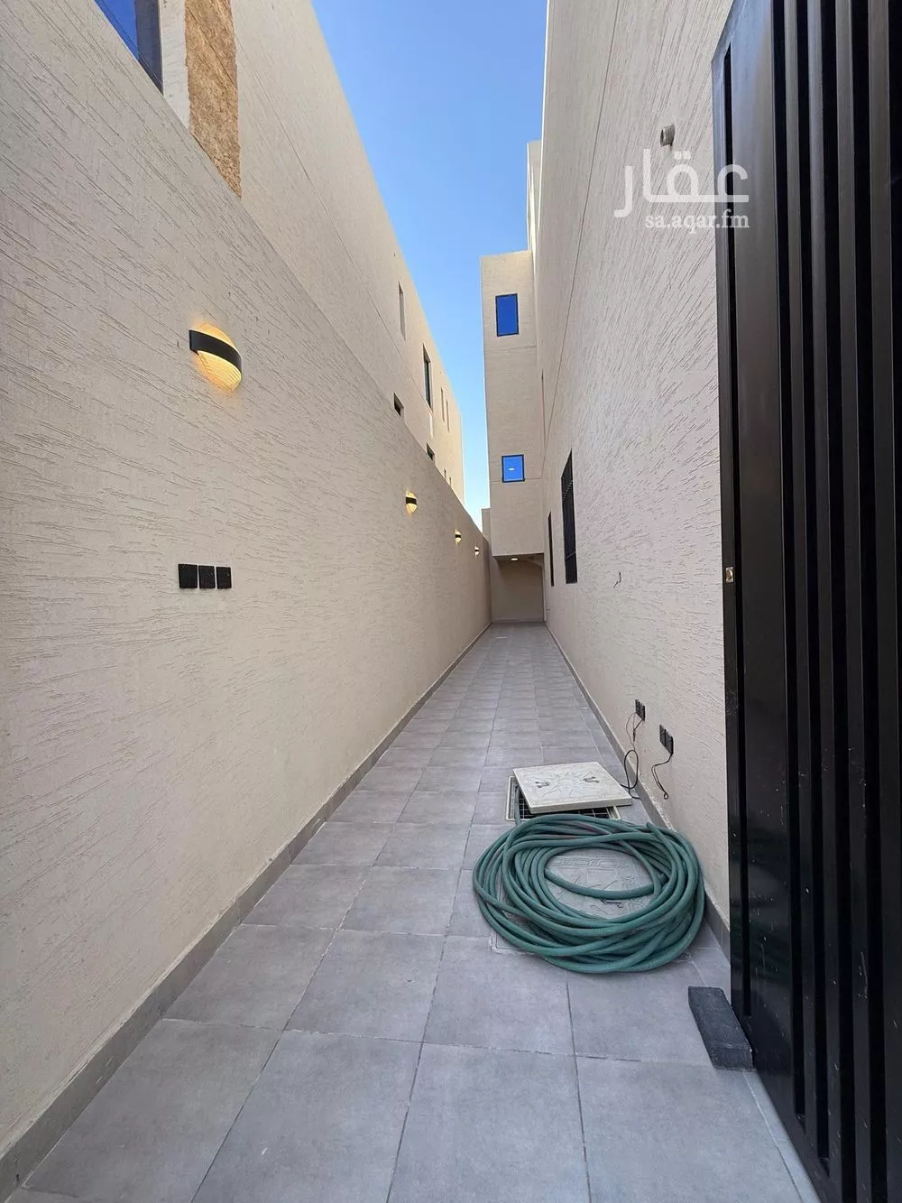 شقة 4 غرف في الجنادرية 3