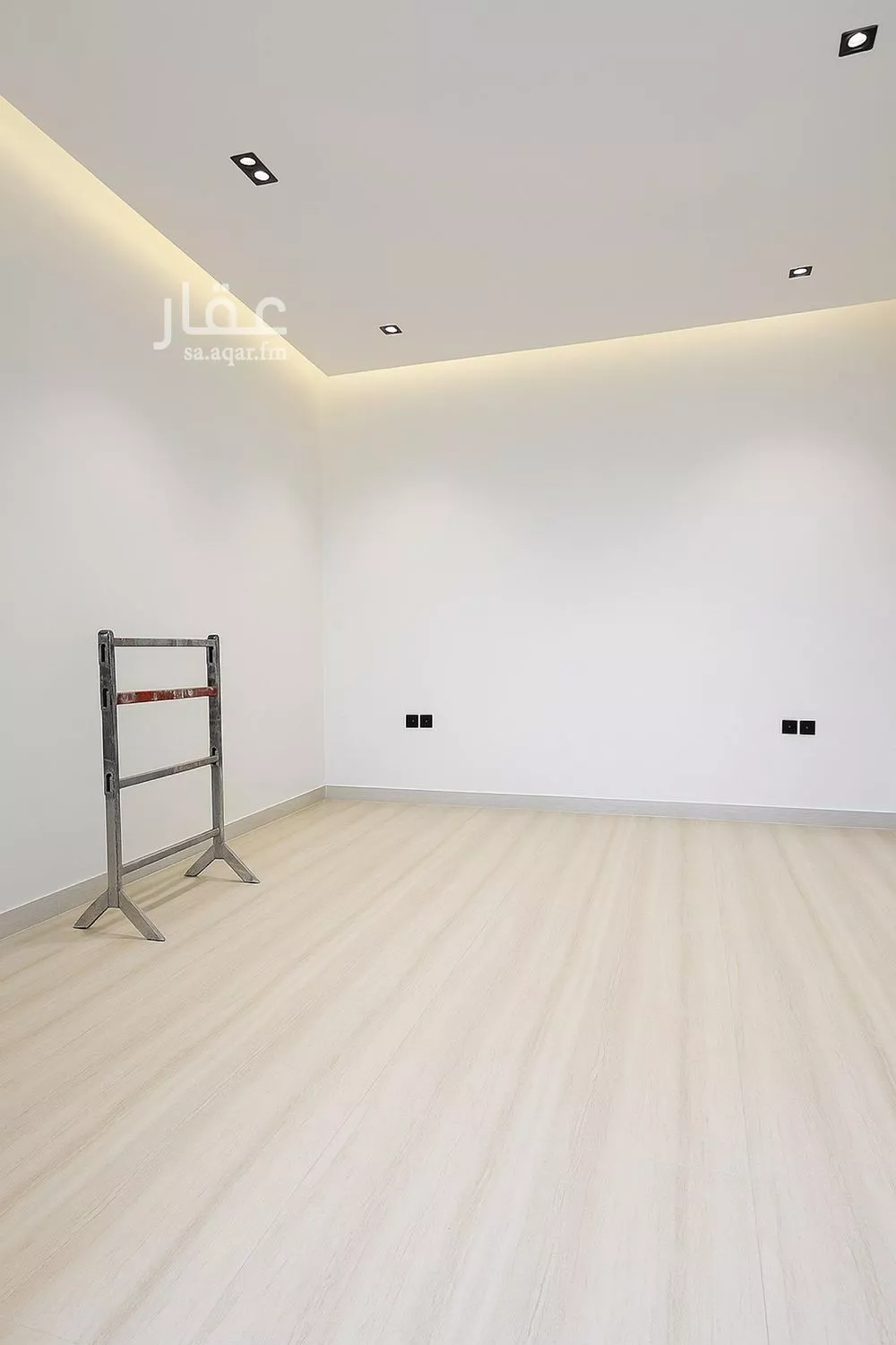 فيلا 7 غرف في الجنادرية 2