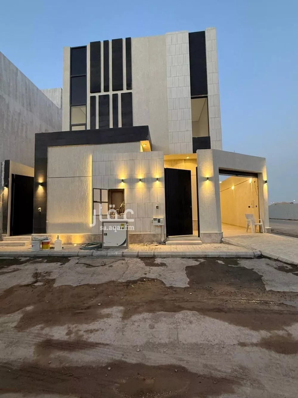 فيلا 5 غرف في الجنادرية 4