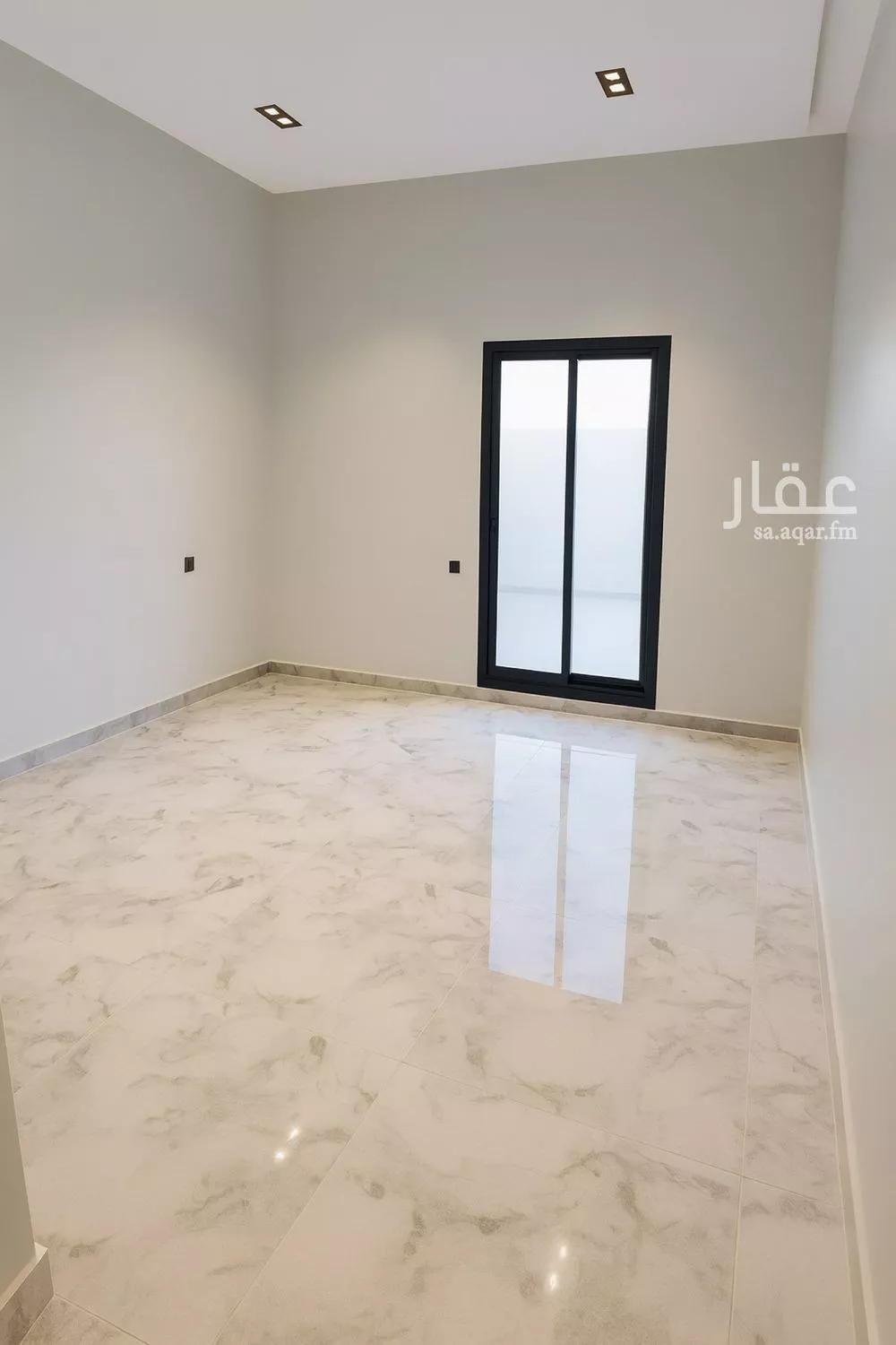 4 bedroom villa in Al Janadriyah 5