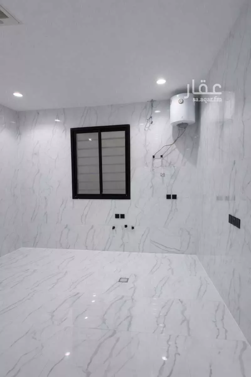 فيلا 5 غرف في الجنادرية 4