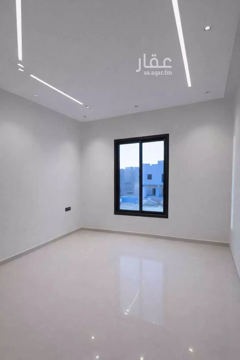 3 bedroom floor in Al Janadriyah 2