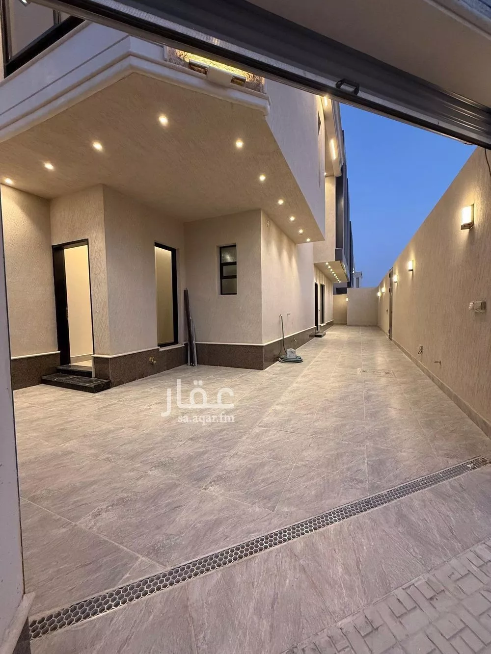 6 bedroom villa in Al Rimal 4