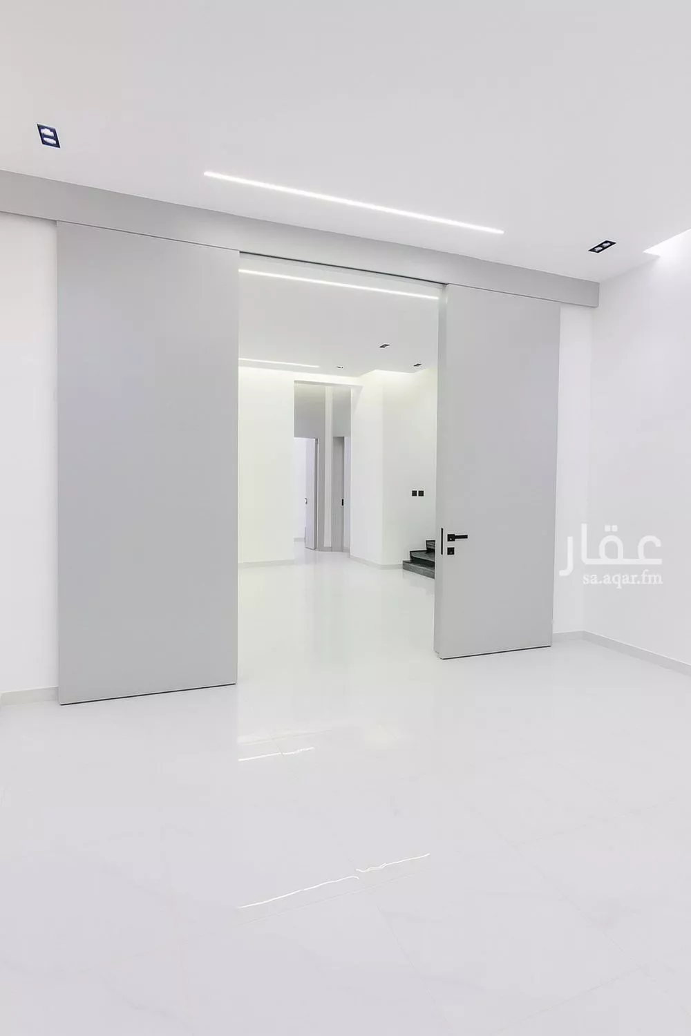 فيلا 6 غرف في الجنادرية 5