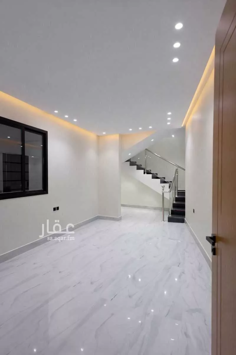 فيلا 5 غرف في الجنادرية 5