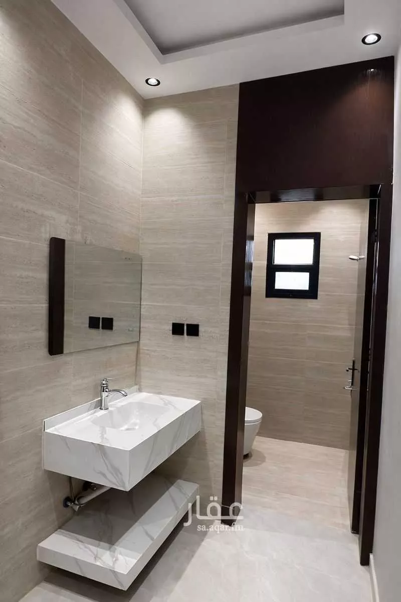 6 bedroom floor in Al Maizilah 2