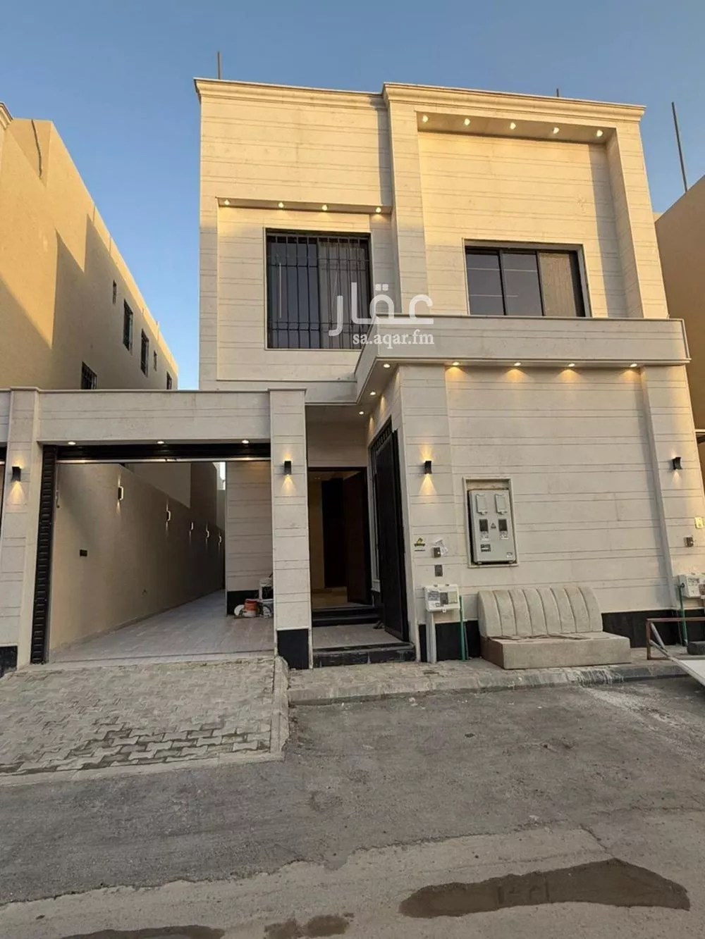 فيلا 6 غرف في النظيم 3