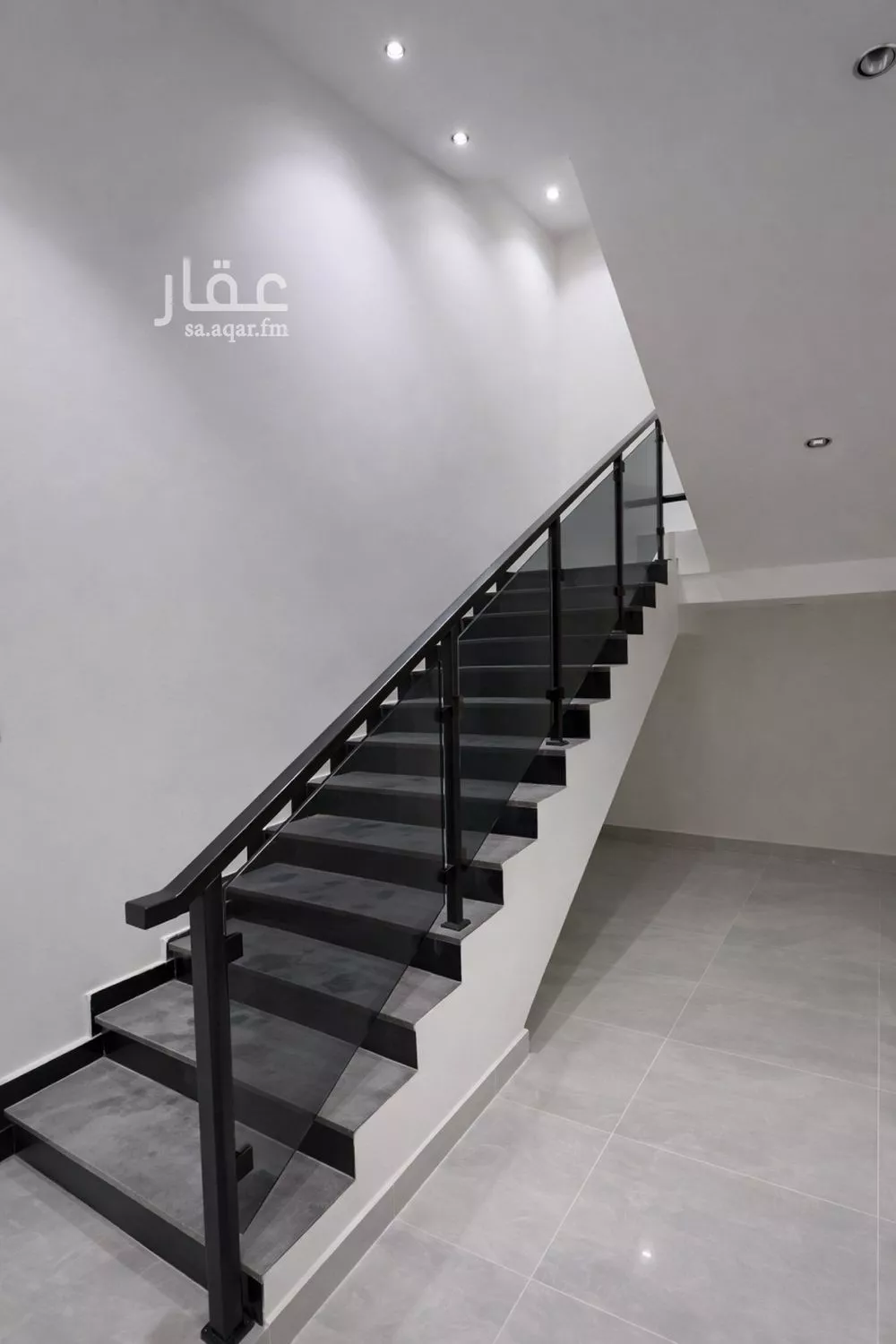 فيلا 6 غرف في طيبة 5