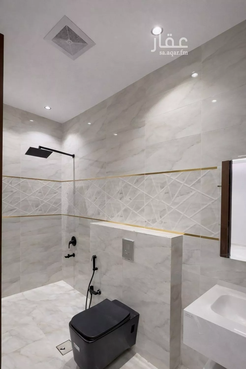 دور 4 غرف في الشرق 5