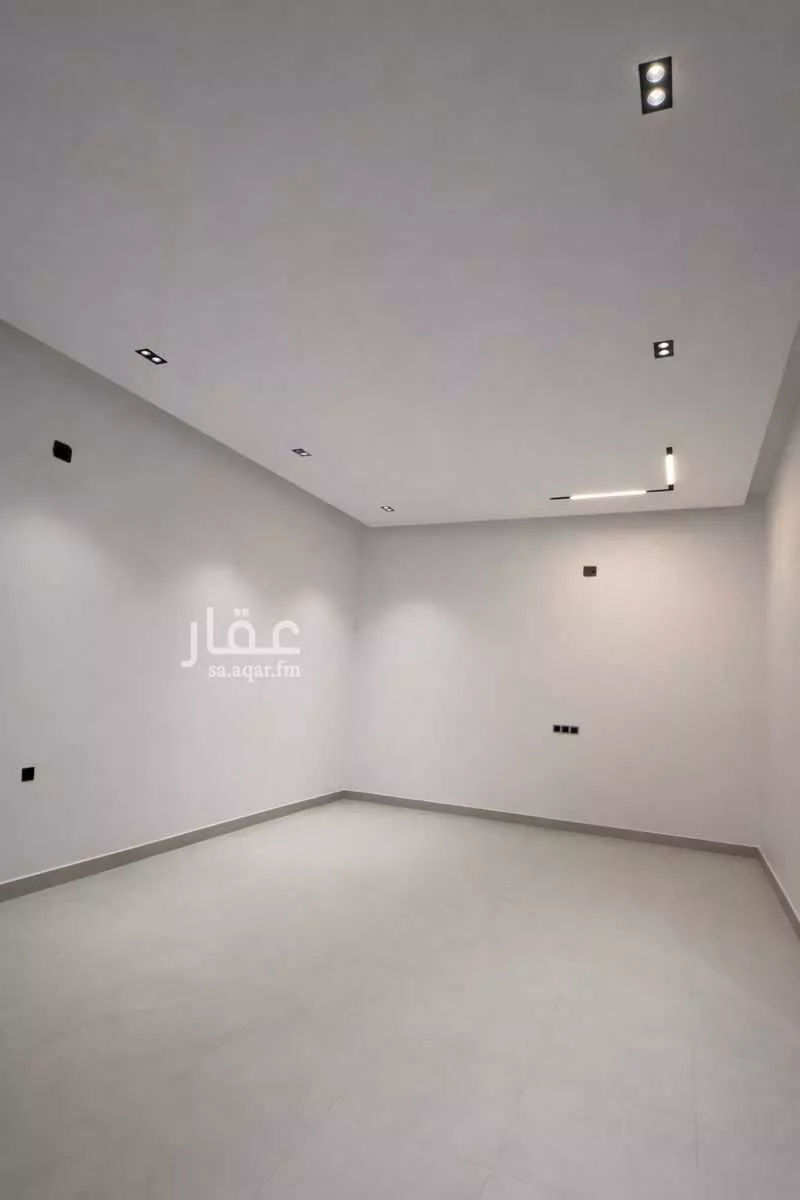 فيلا 4 غرف في الجنادرية 2