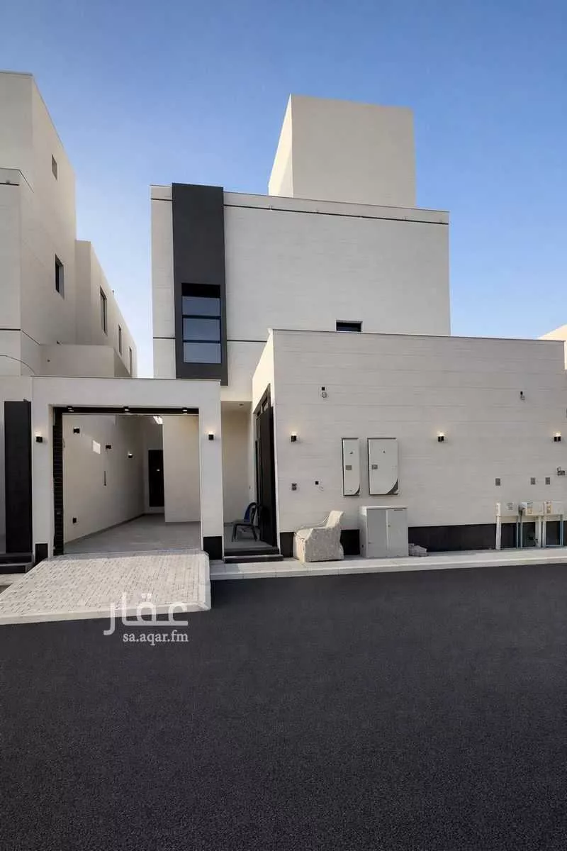4 bedroom floor in Al Rimal 1