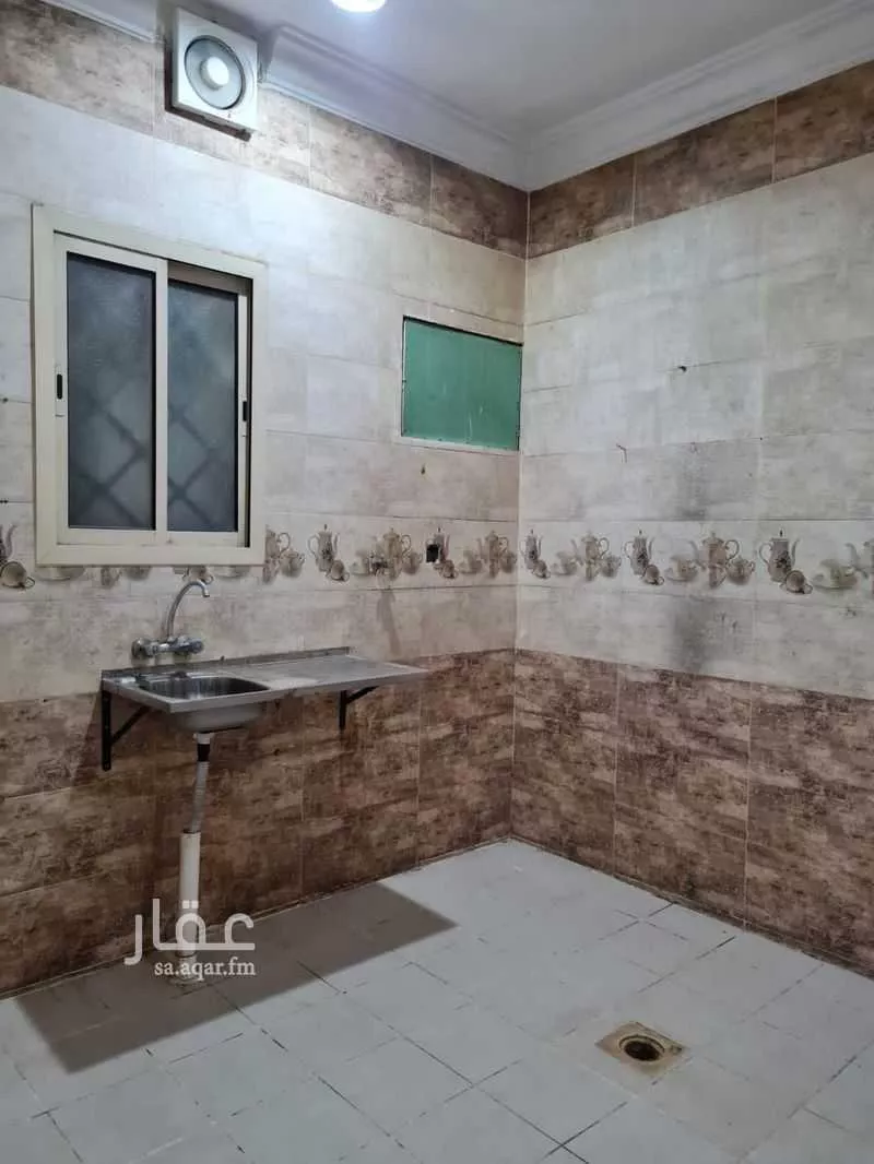 عمارة 900 م² في الجنادرية 4