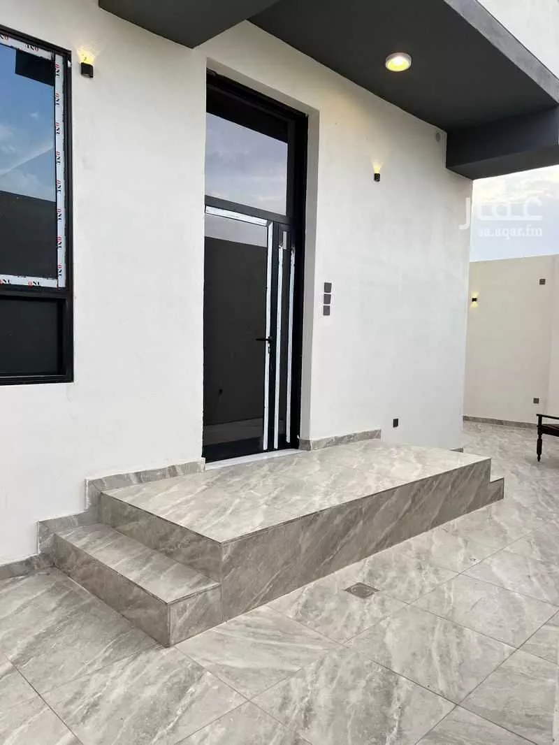 فيلا 15 غرف في نبلاء 3