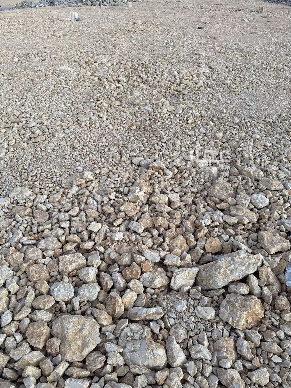 425 sqm land in Al Safa 5