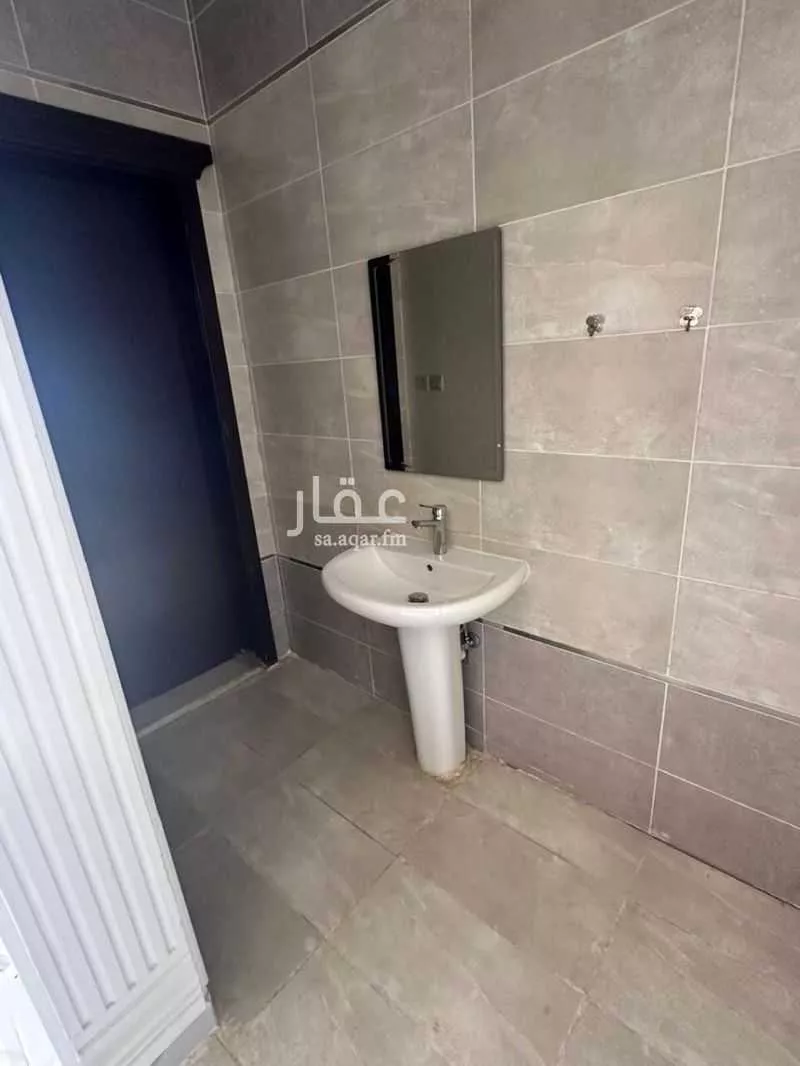 فيلا 11 غرف في الزمرد 3