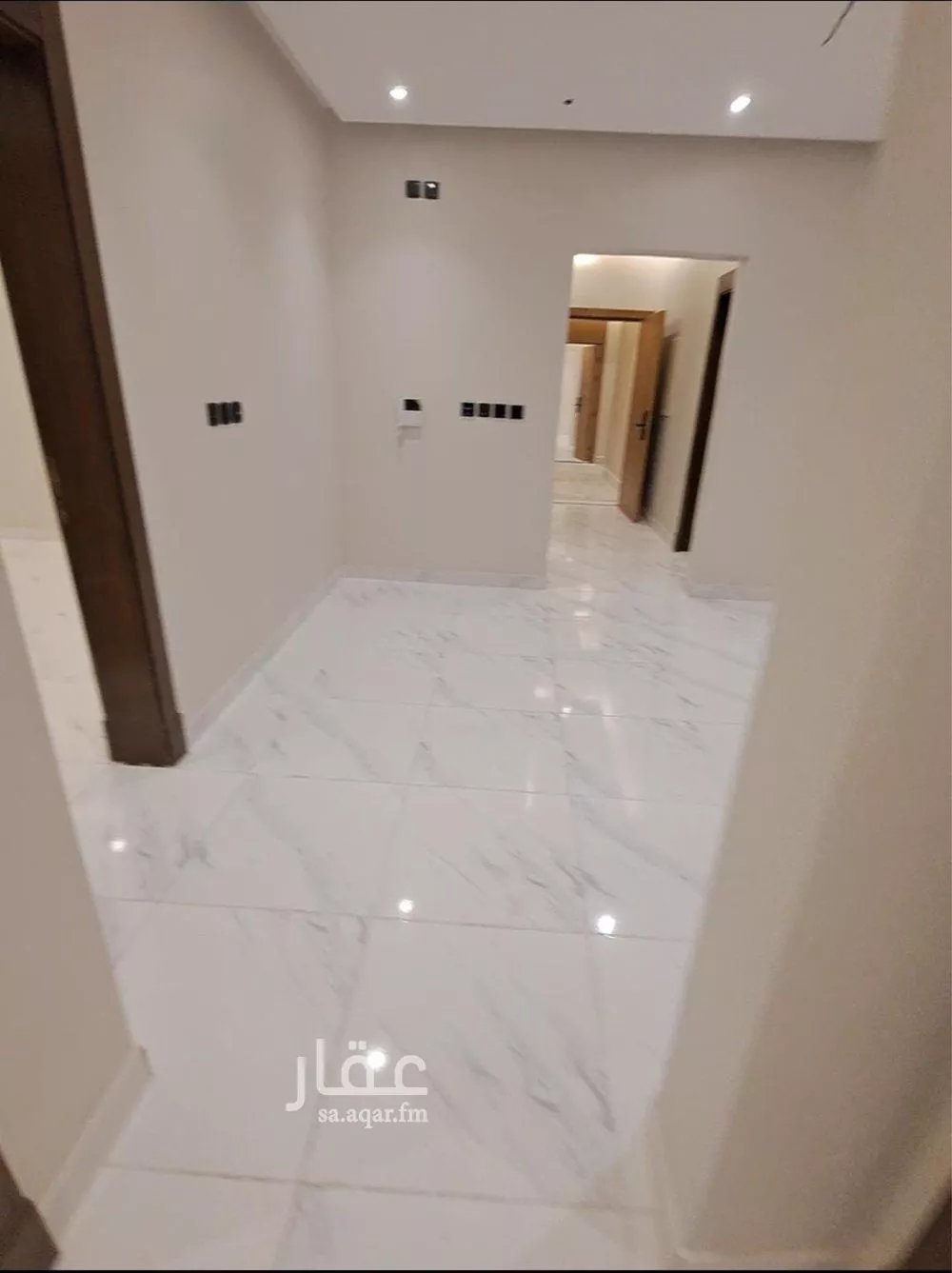 شقة 4 غرف في الواحة 3