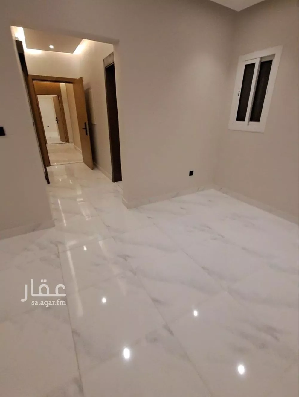 شقة 4 غرف في الواحة 2