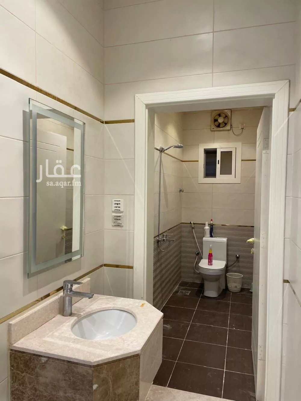 شقة 4 غرف في الصالحية 2