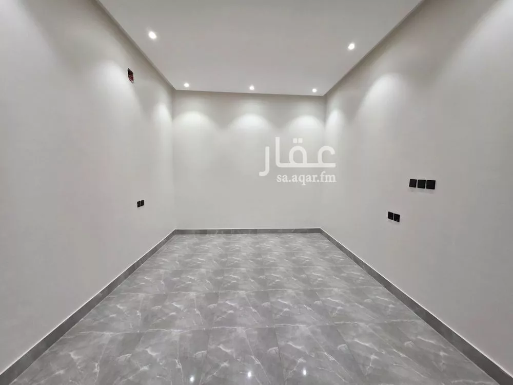 6 bedroom floor in Badr 4