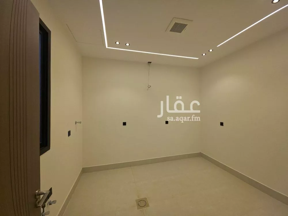 4 bedroom apartment in Badr, Riyadh 7