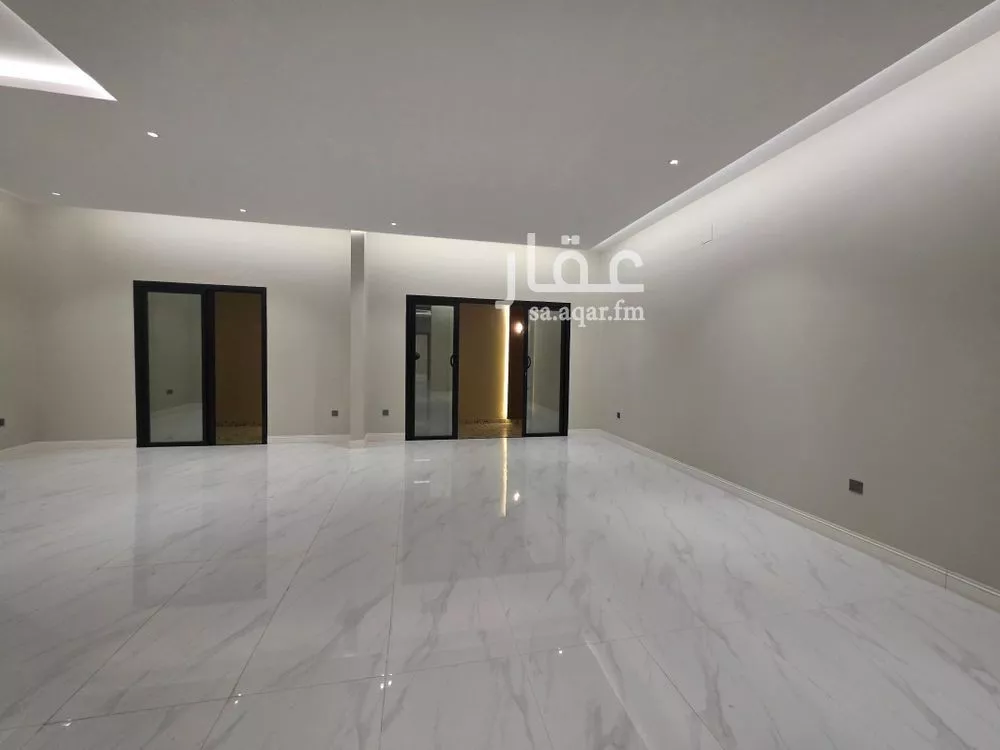 فيلا 8 غرف في النرجس 3