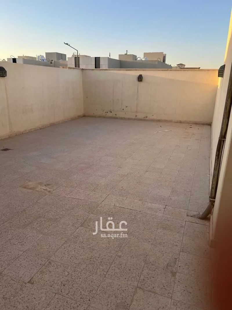 دور 3 غرف في العارض 4