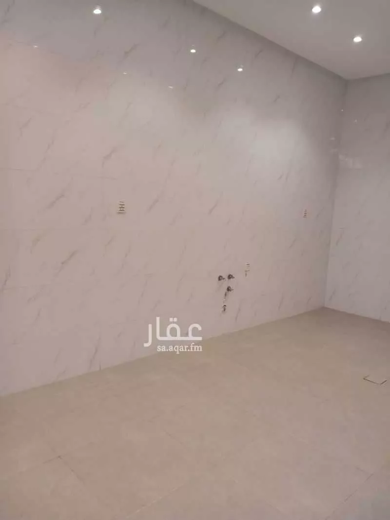 فيلا 8 غرف في الياقوت 2