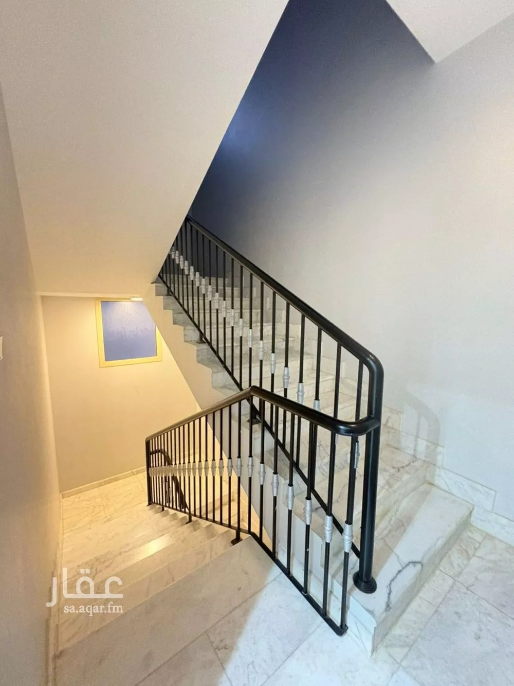 فيلا 3 غرف في الملقا 2