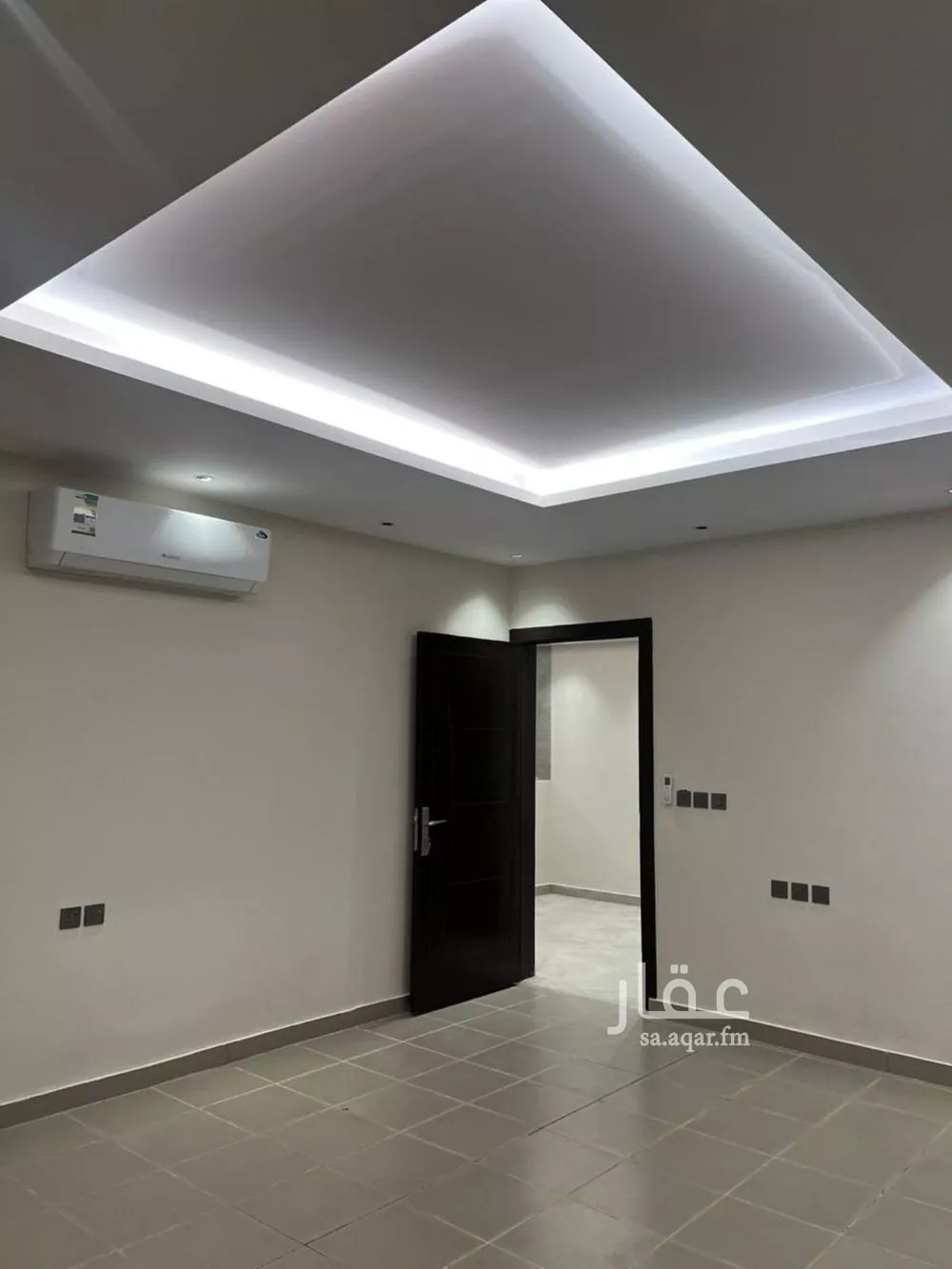 شقة 3 غرف في الملقا 5