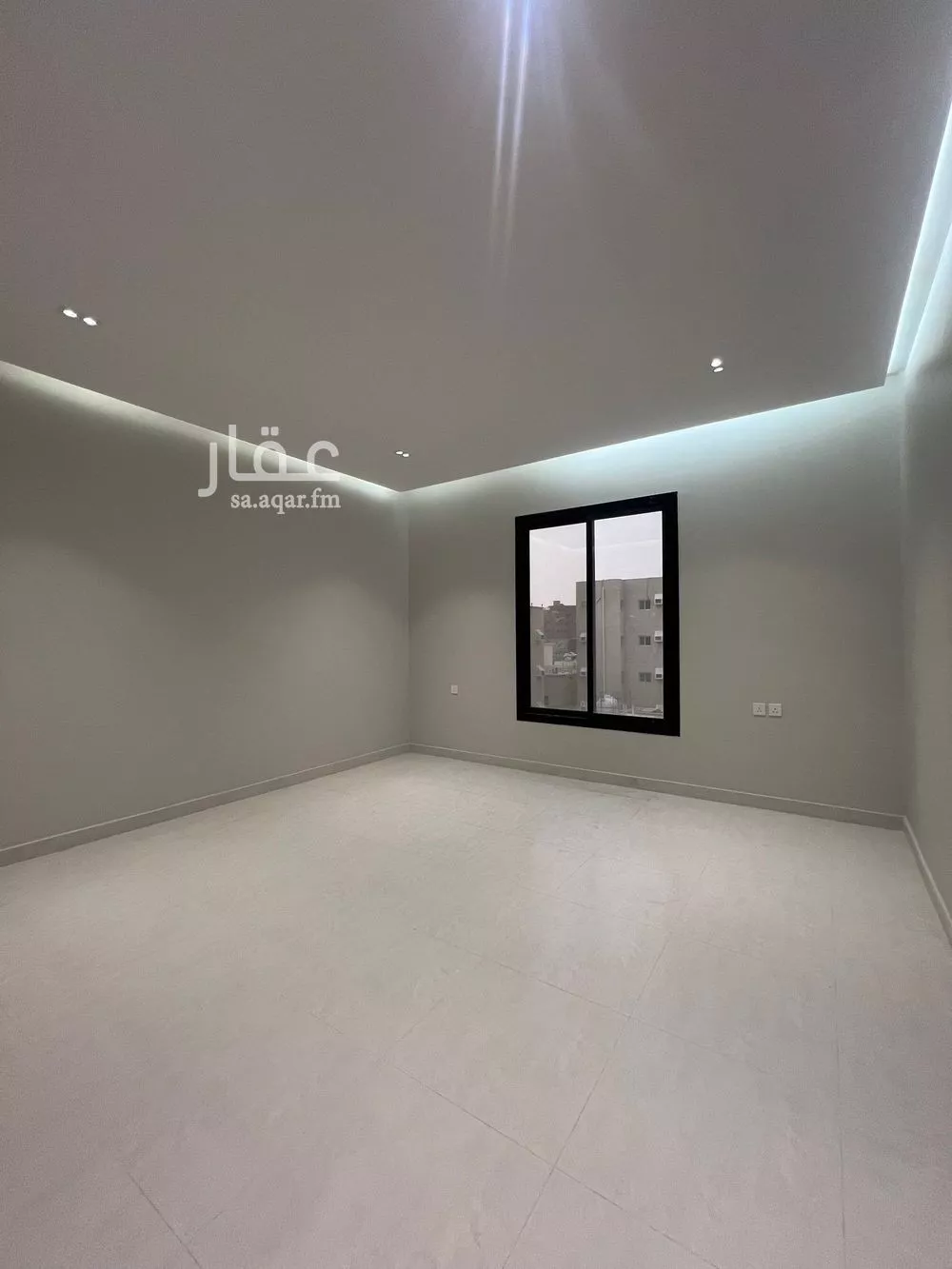 شقة 5 غرف في بطحاء قريش 5