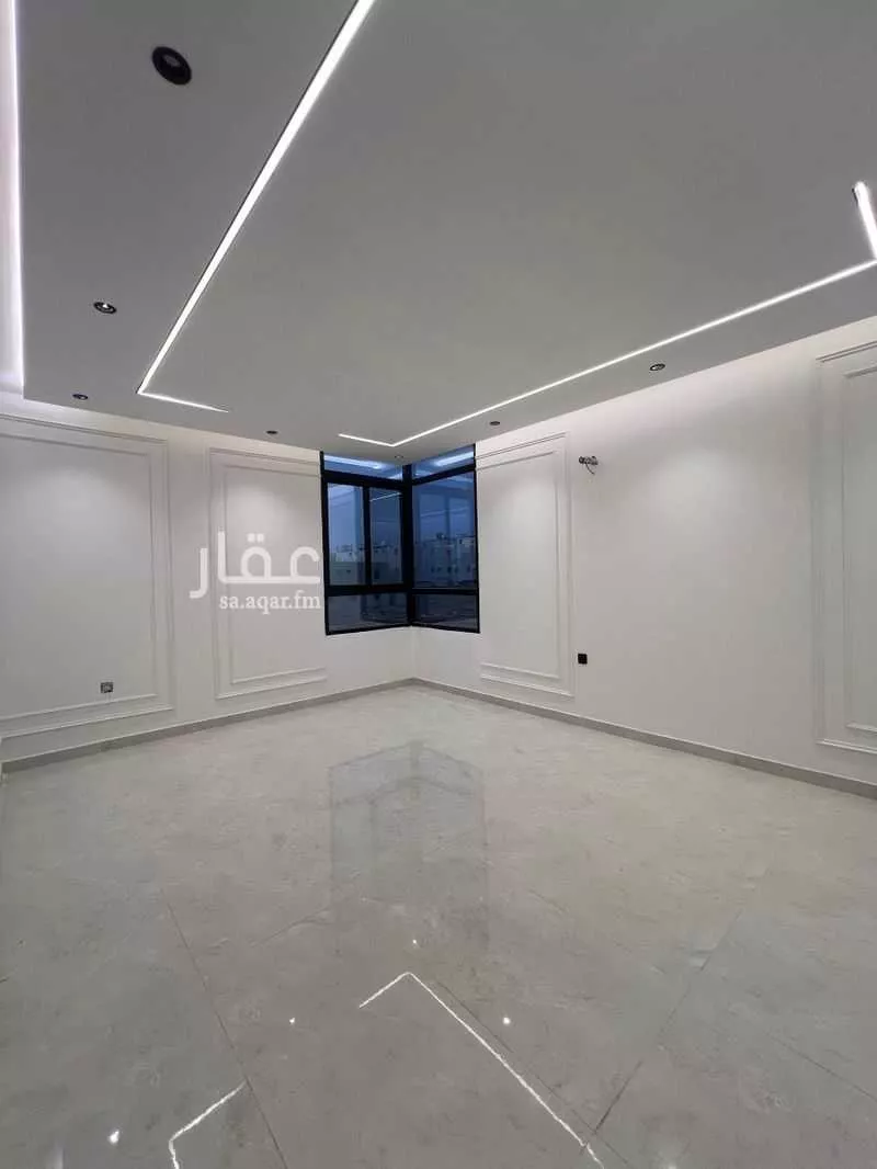 دوبلكس 8 غرف في الملك فهد 2