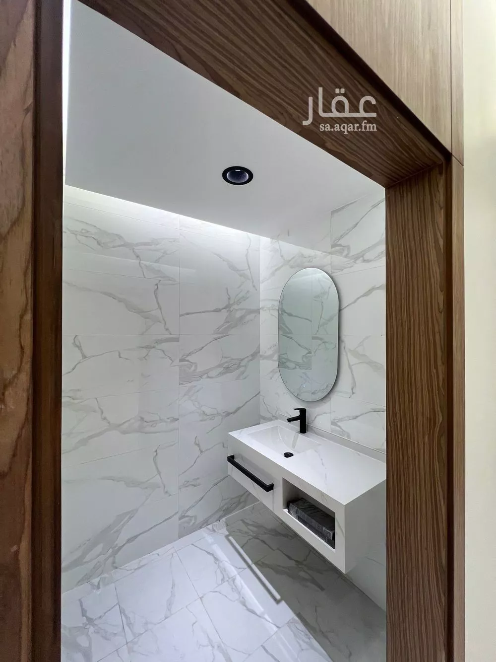 شقة 5 غرف في البحيرات 2