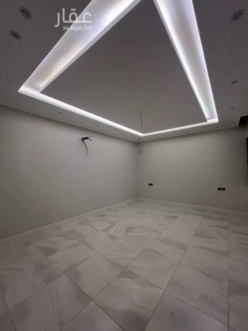 شقة 6 غرف في الملك فهد 2